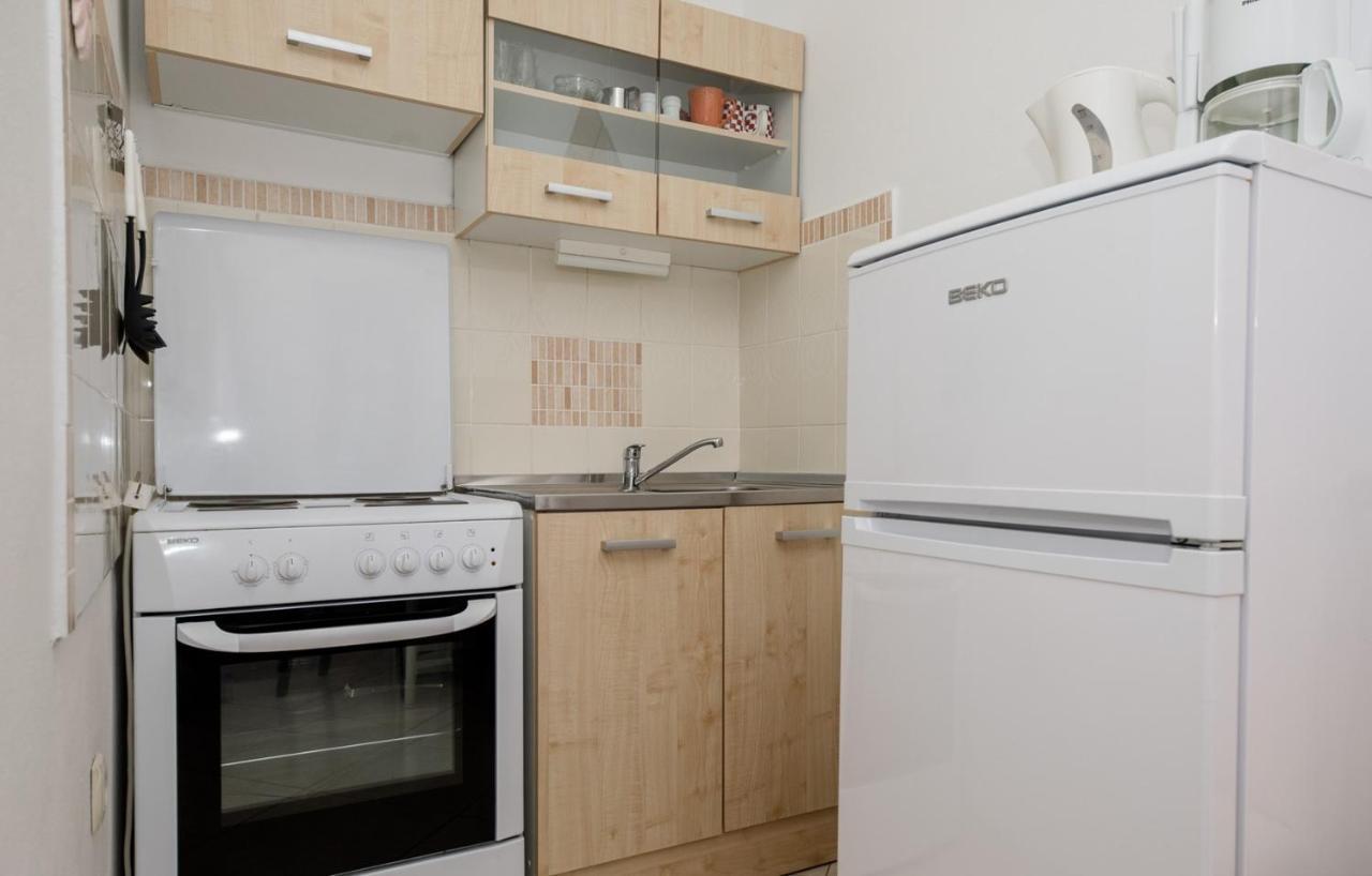 Apartments Makaus Supetarska Draga Phòng bức ảnh