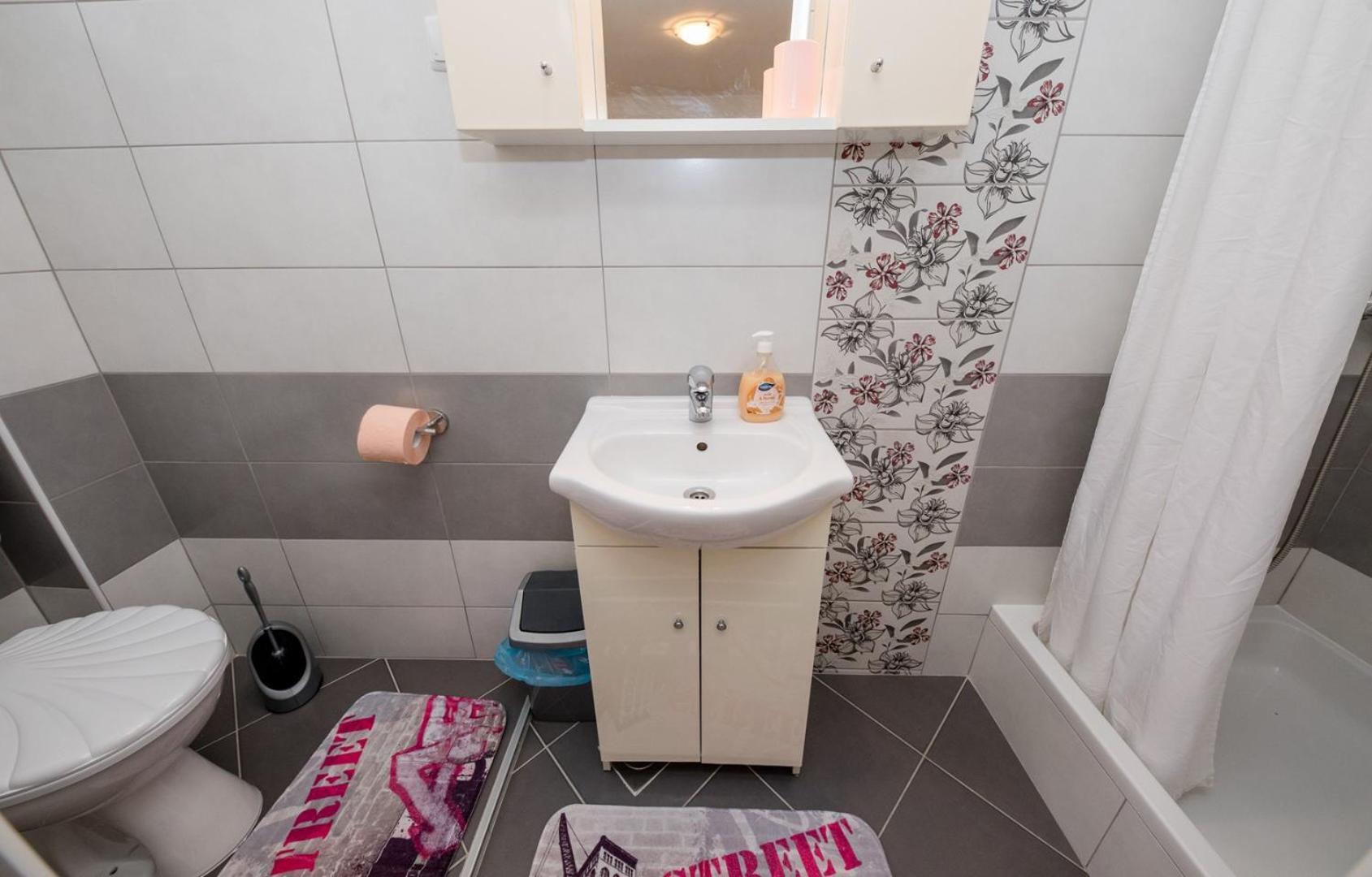 Apartments Makaus Supetarska Draga Phòng bức ảnh